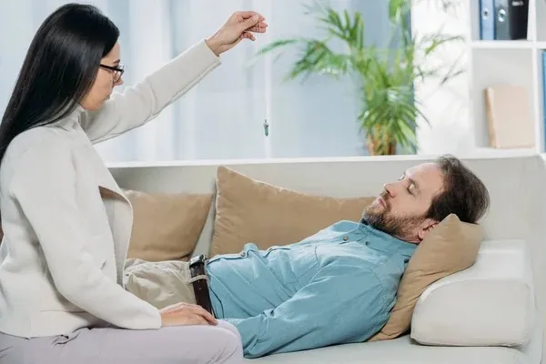 Qui peut devenir Particien en Hypnose ? Qui peut devenir Particien en Hypnose ?