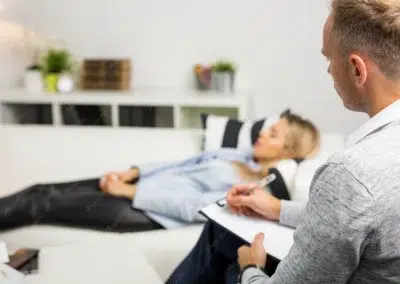 Combien gagne un praticien en HYPNOSE ?