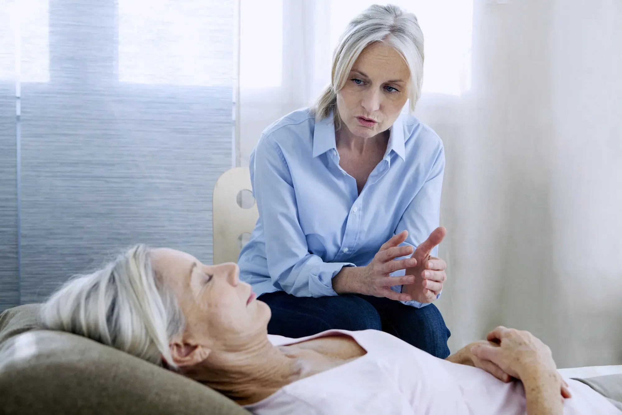 Comment convaincre les personnes sceptiques des bienfaits de l’hypnose ?