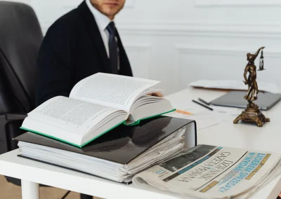 Quel-statut-juridique-pour-le-praticien-en-HYPNOSE