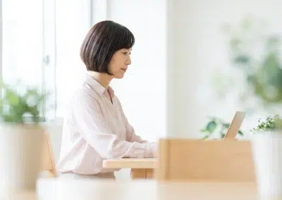 Formation hypnose en reconversion professionnelle : est-ce réaliste ?