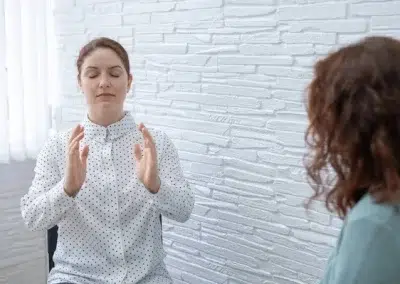 Combien de temps dure une formation en hypnose ?