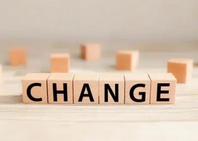 Se reconvertir en coach de vie : est-ce vraiment possible et pour qui ?